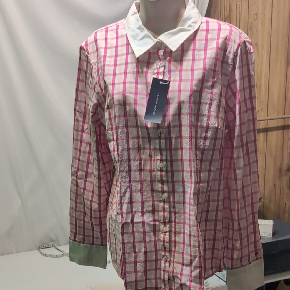 Tommy Hilfiger Vintage Pink and White Plaid Long Sleeve Button-Up Shirt  XL NWT